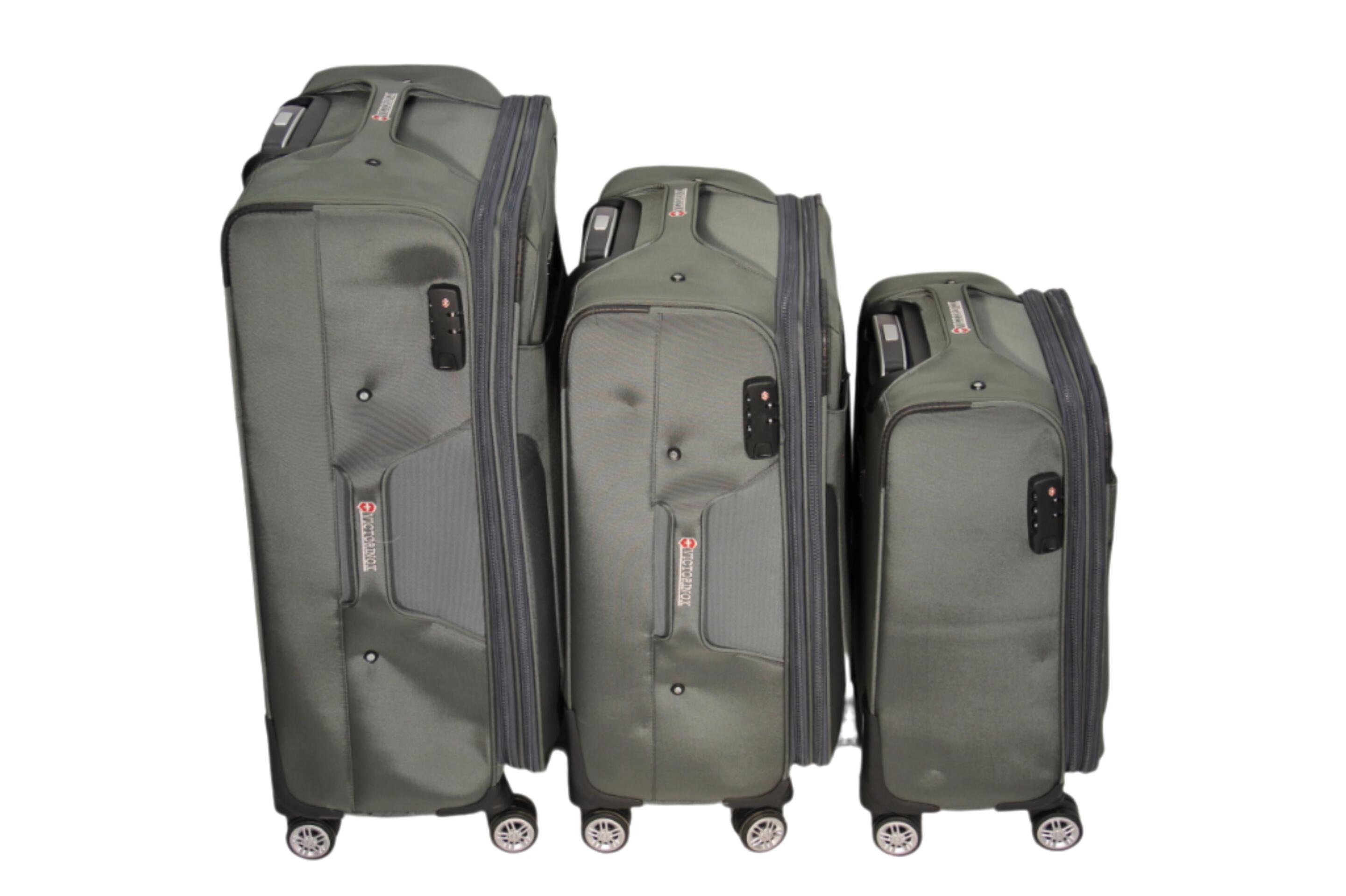  نمای جلو چمدان ویکتورینوکس با چرخ بلبرینگی 360 — خرید حضوری در اصفهان 