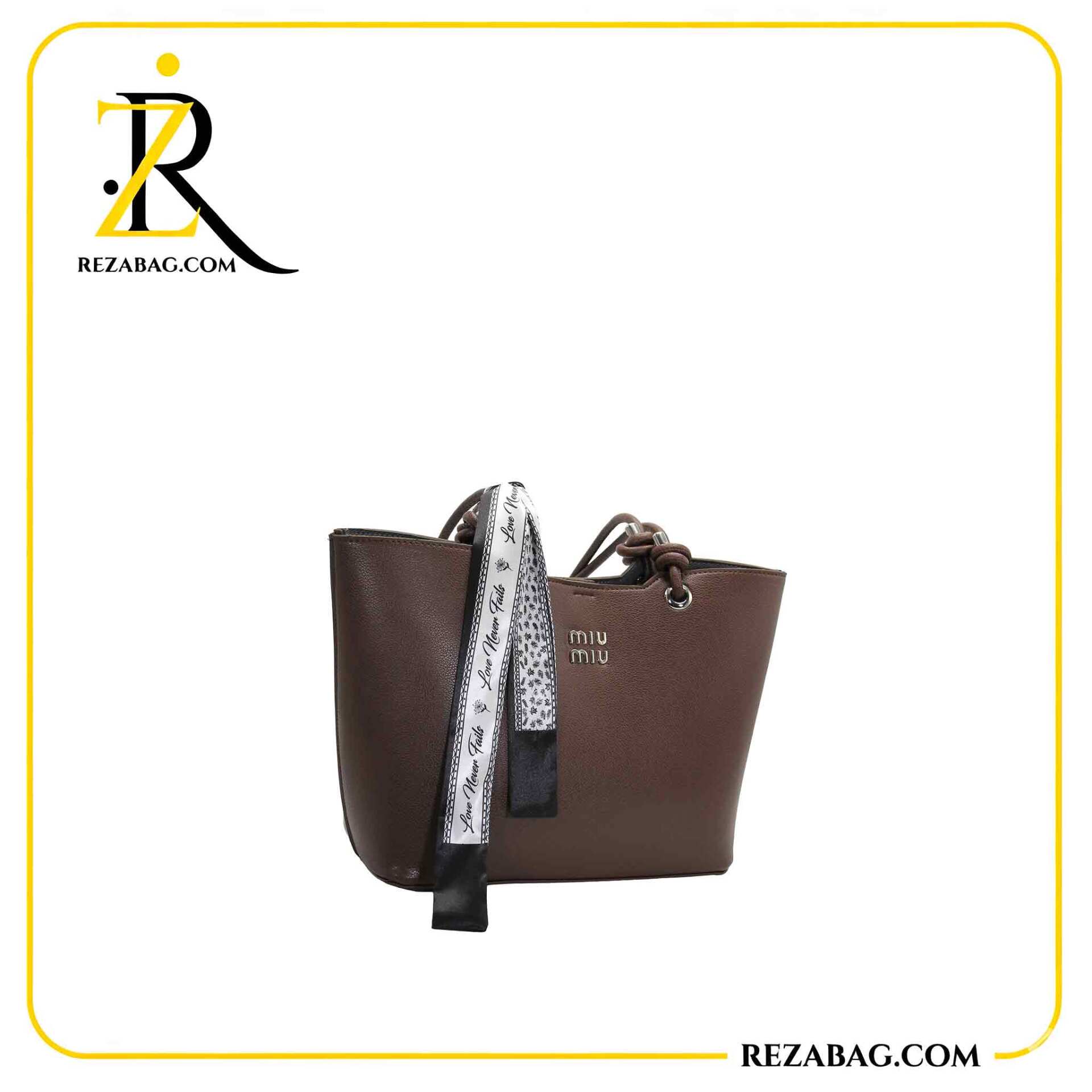  نمای داخلی کیف زنانه میو میو با آستر چرم صنعتی وکیوم شده و کیف آرایشی همراه 