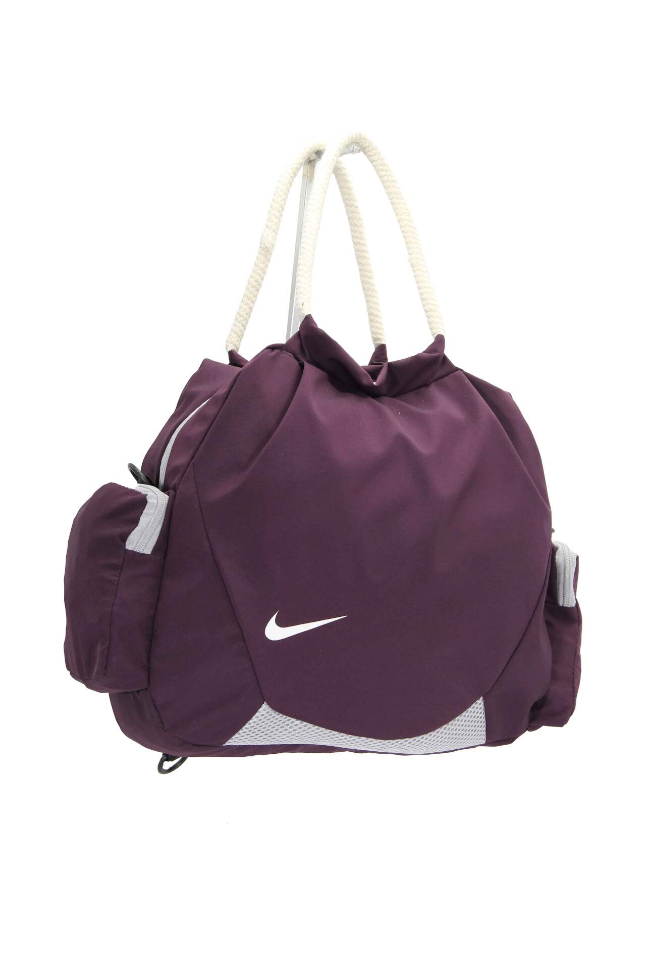  جزئیات آستر واتر و دوخت ساک ورزشی — کیفیت ساخت و محافظت در برابر رطوبت 